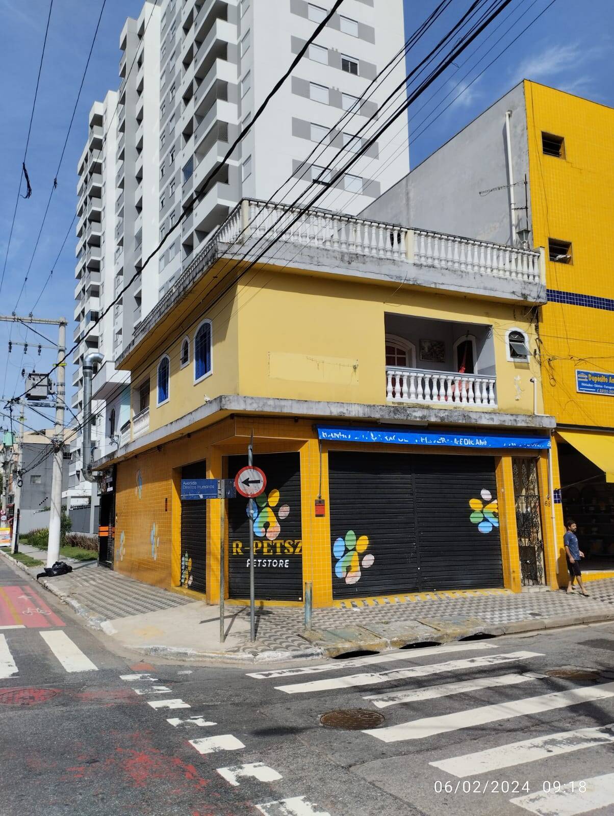 #2410 - Ponto Comercial para Locação em São Paulo - SP